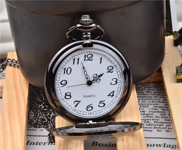 Exquisite multi-color pocket watch with dense flowers undefined