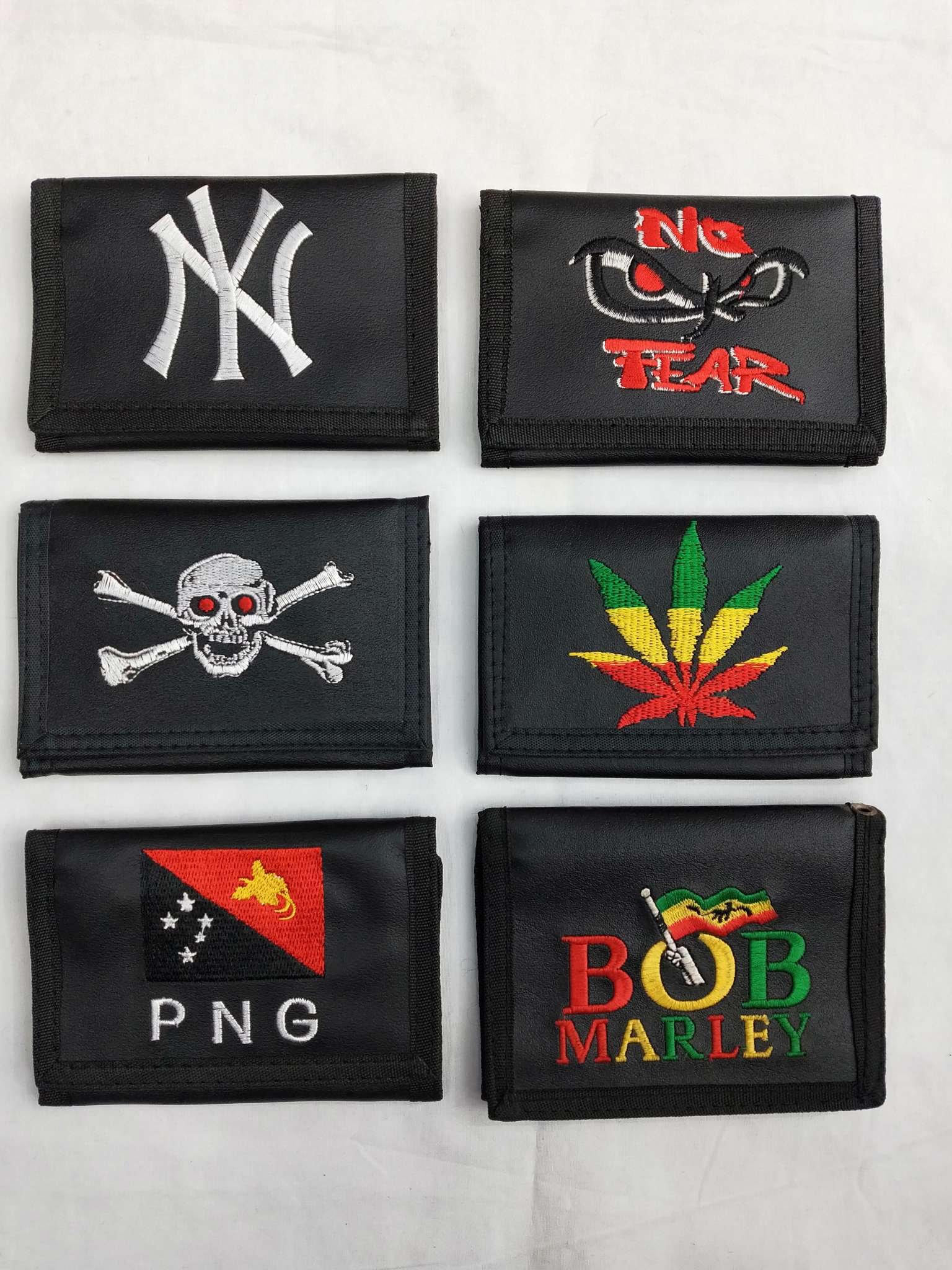 National flag embroidered wallet
