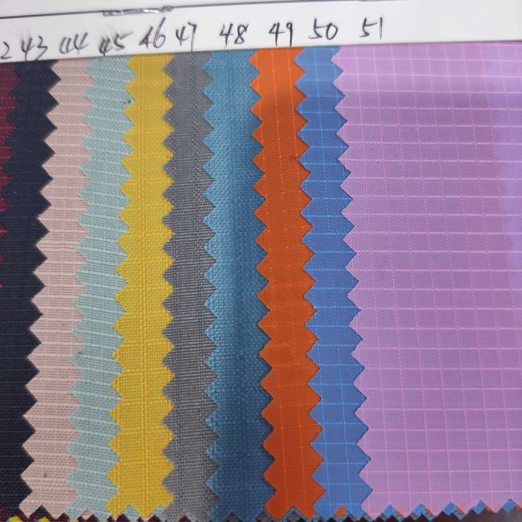 牛津布，质量上乘，耐用实用，不买你绝对会后悔！限时抢购，赠品送不停！04细节图