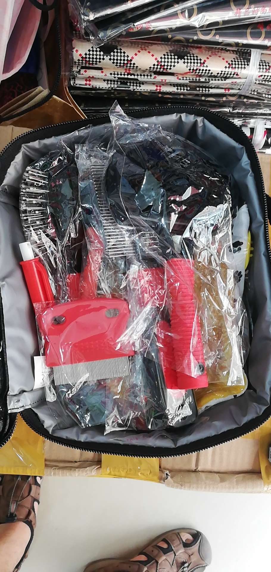 动物指甲钳套装白底实物图