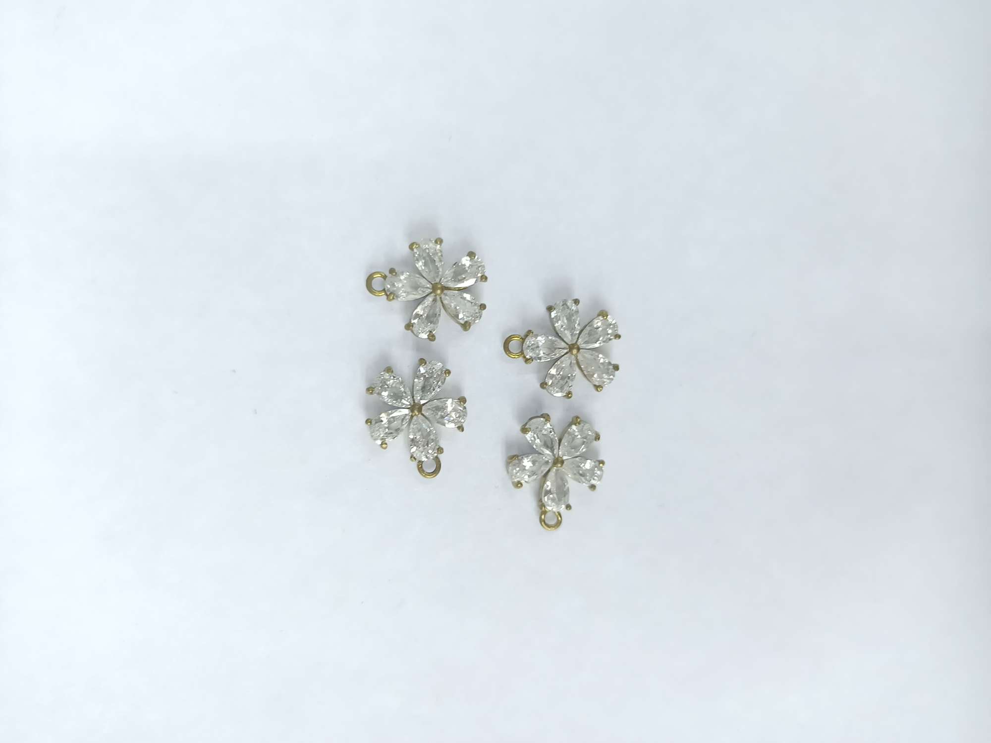Five petal pattern accessories thumbnail