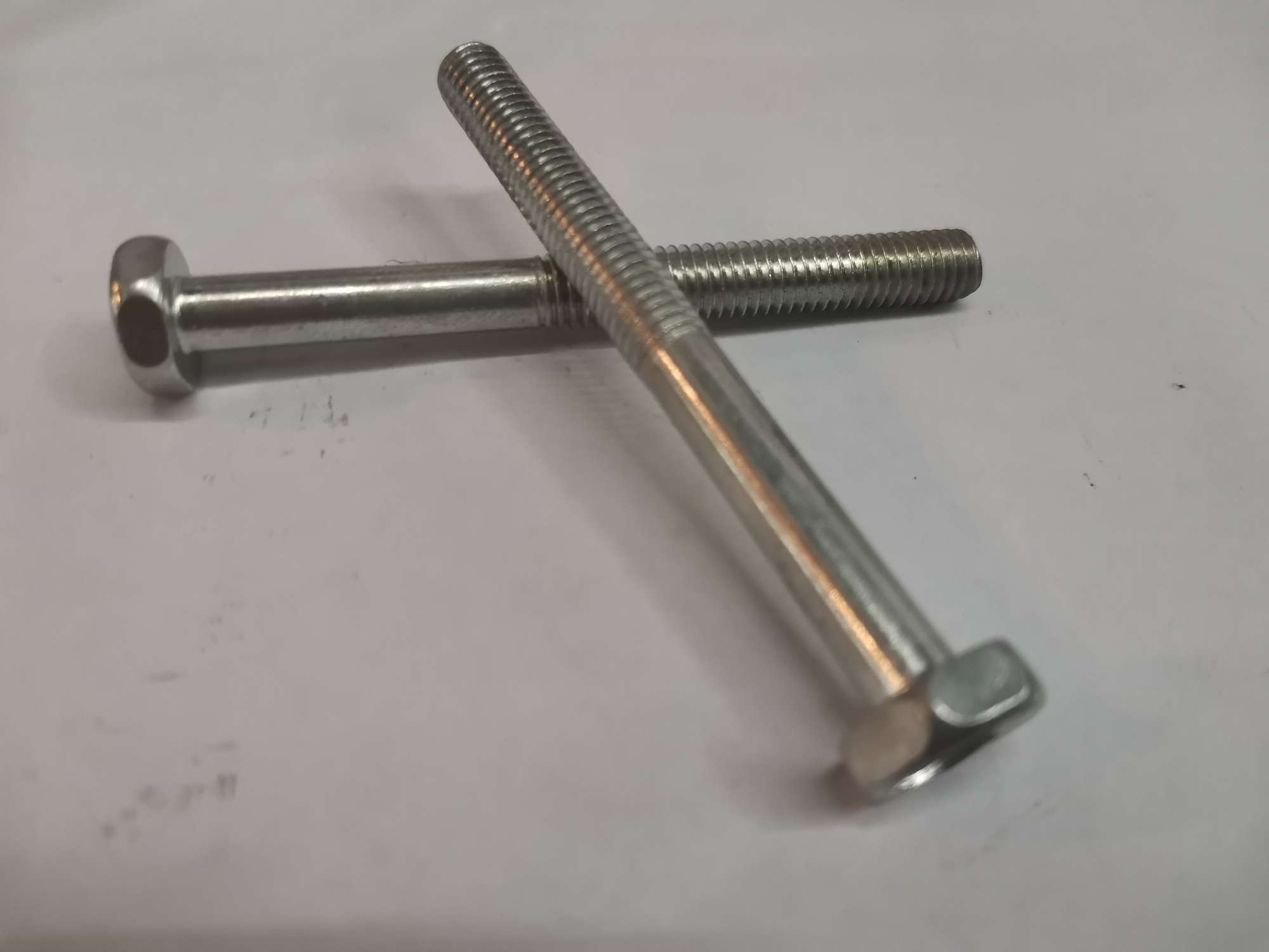 Hexagonal screw