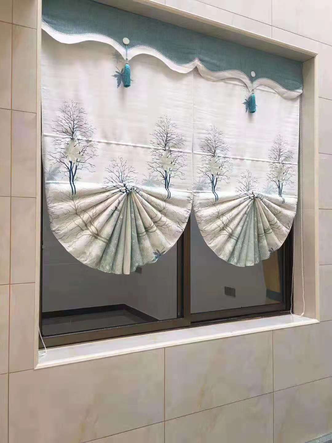 Roman curtain undefined