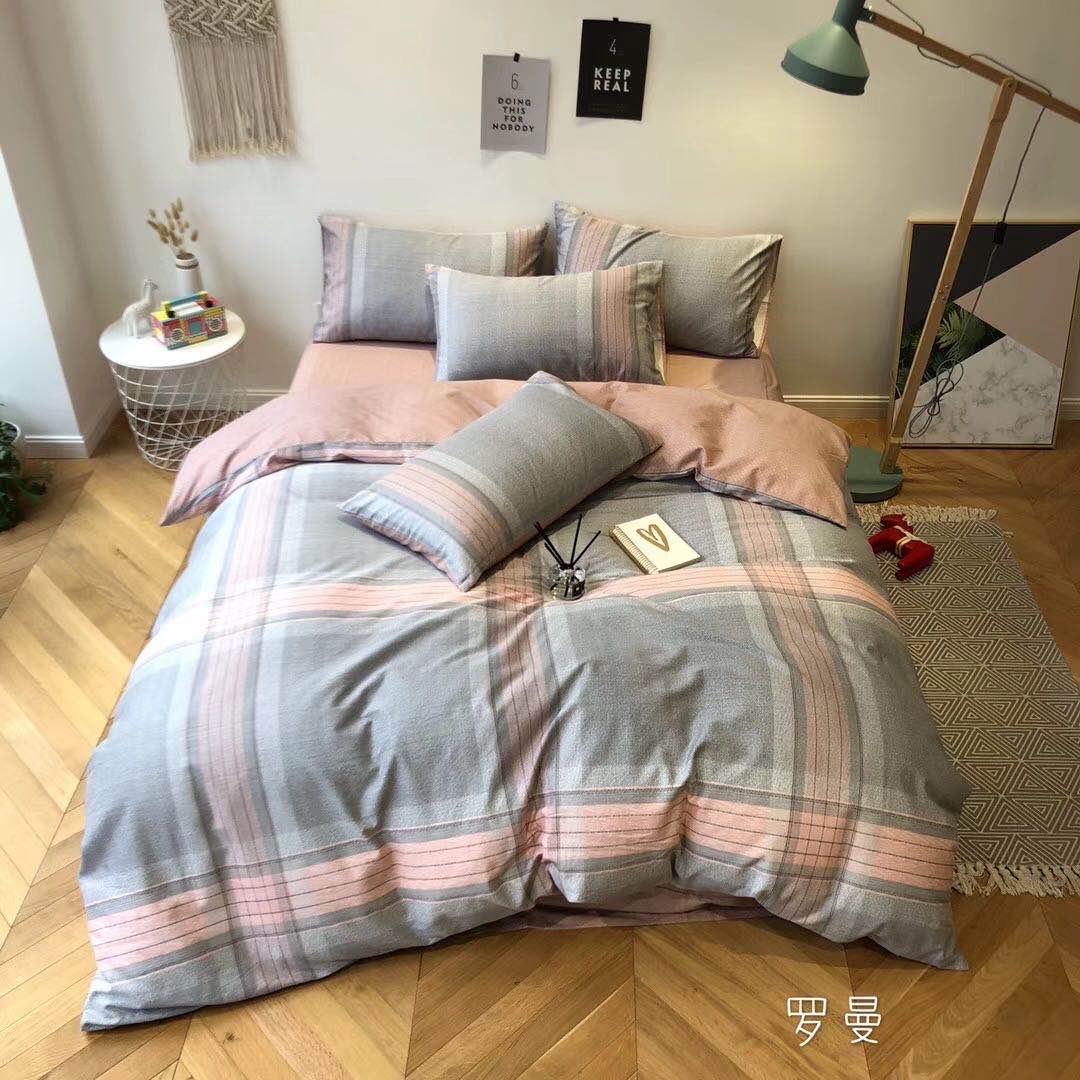 European-Style Bedding 4-Piece Set 4