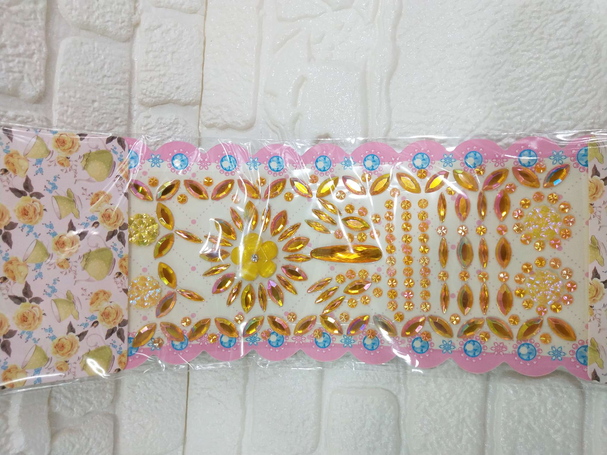 الألماس المصنوع من الراتنج والمزج بين الألماس المصنوع من الصمغ والأيكريك الإبداعي Item Picture