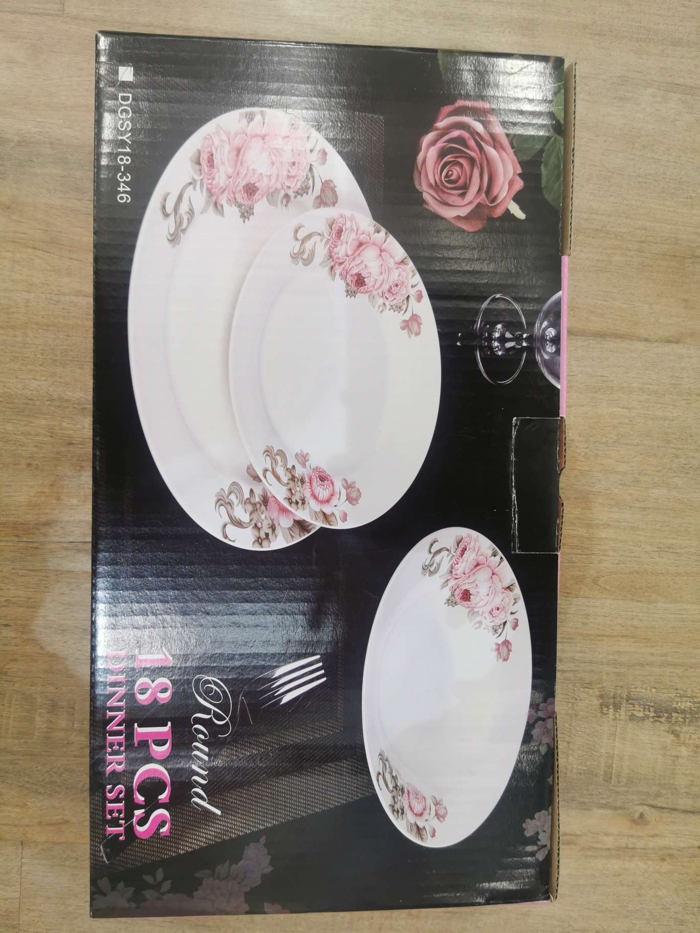 18-head round tableware set small accessory details Picture