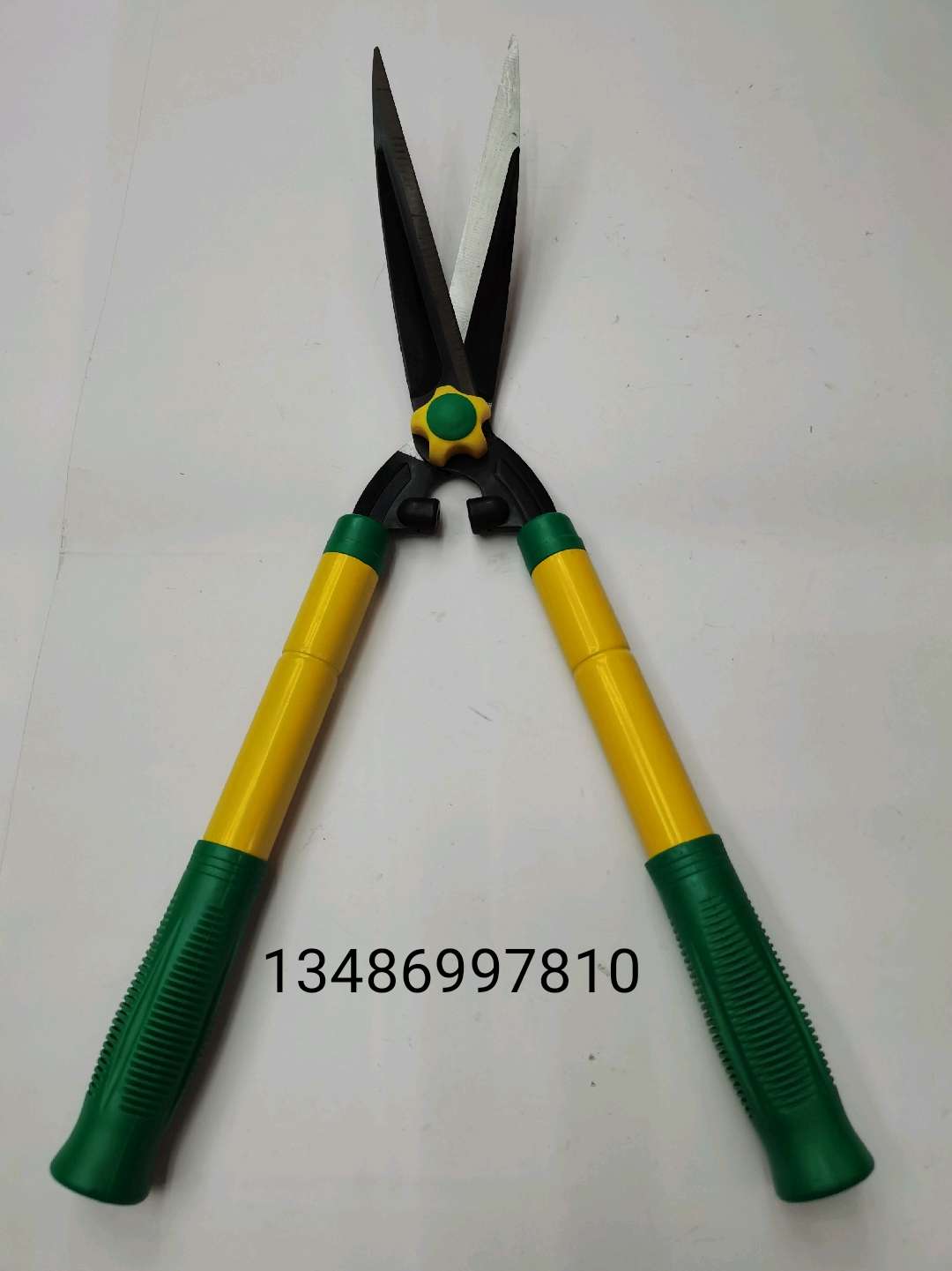 Garden Tools Garden tools Lawn clippers Large grass clippers Pruning clippers Tall branches clippers Application Scenario