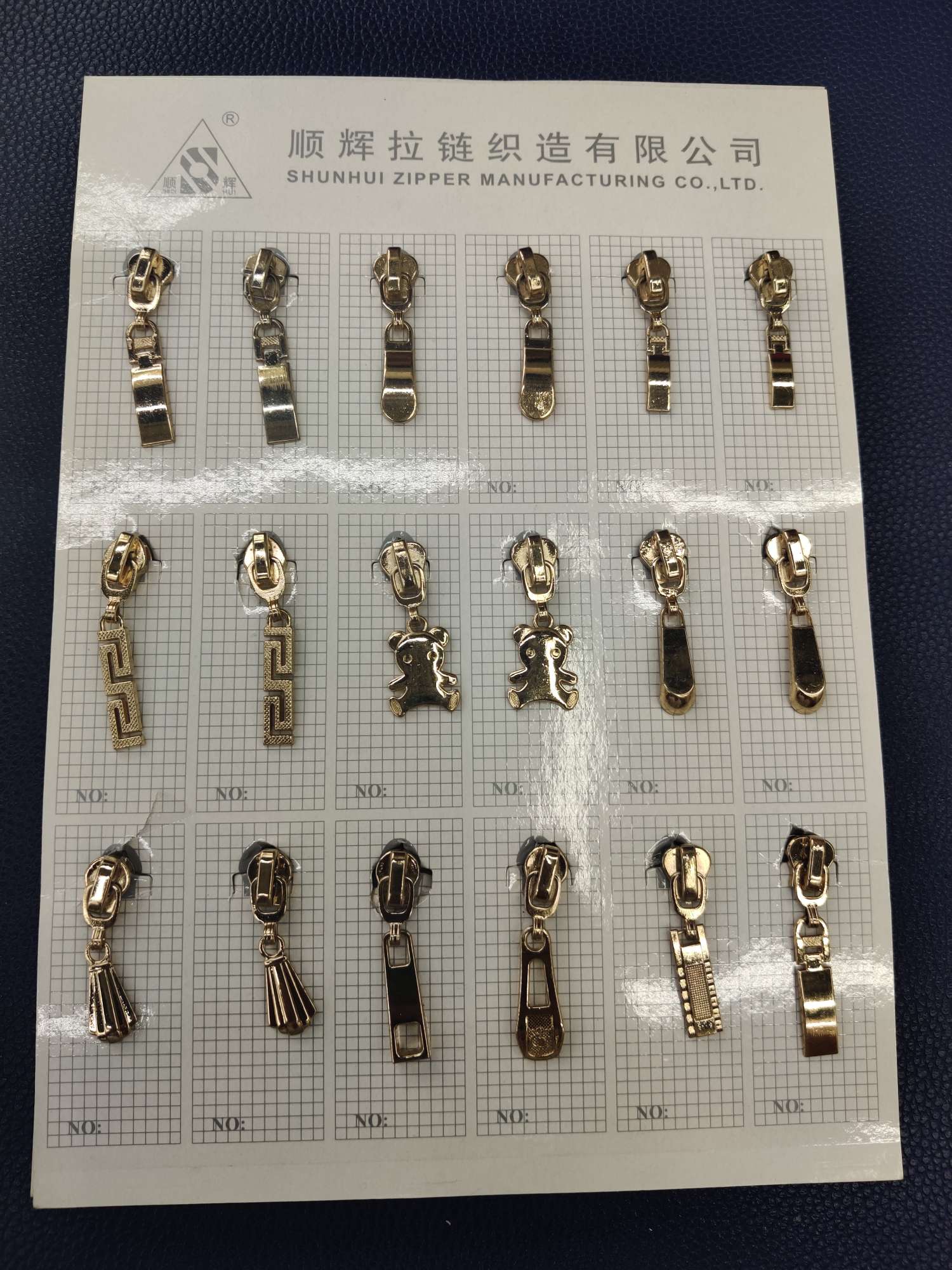Pull head 25 zipper pull head manufacturers spot wholesale clothing pull head with lock zipper head