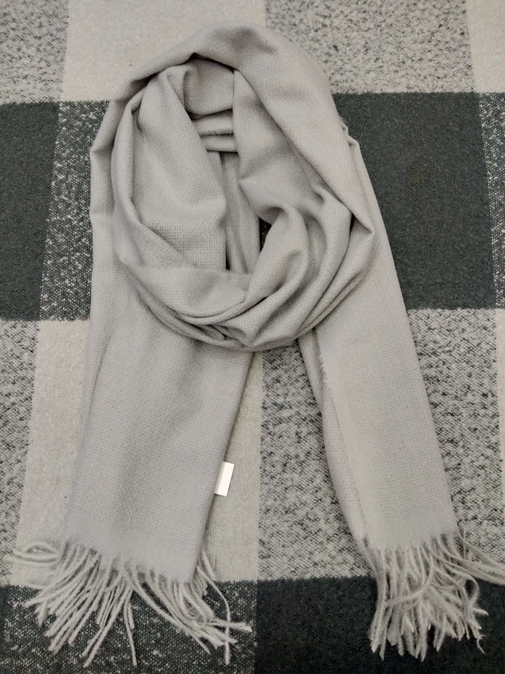 Small Plaid Plain Hair Men And Women White Scarf