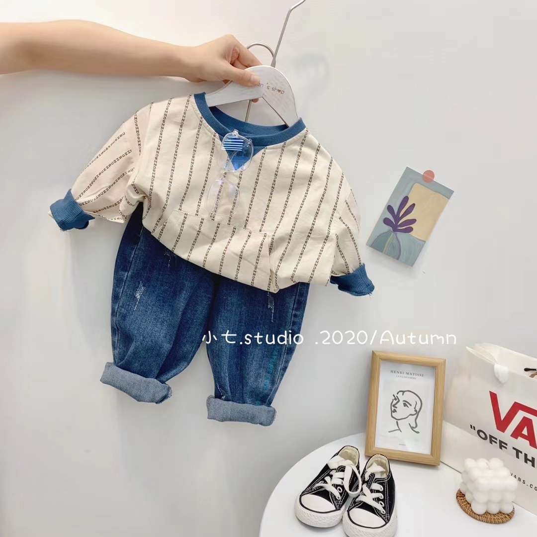 条纹卫衣套装牛仔裤