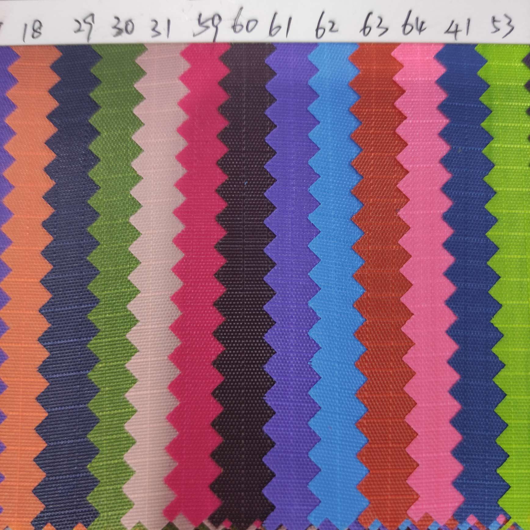 牛津布，质量上乘，耐用实用，不买你绝对会后悔！限时抢购，赠品送不停！011白底实物图