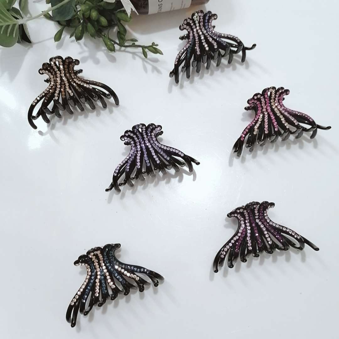 Medium octopus thumbnail