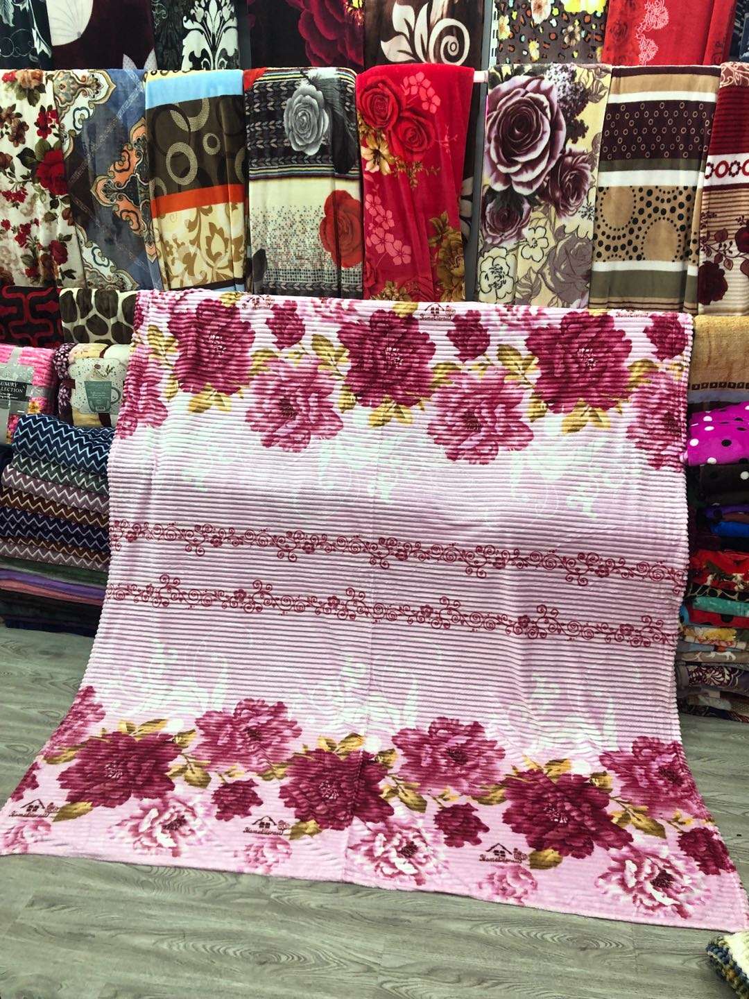 Premium blanket cover 25
