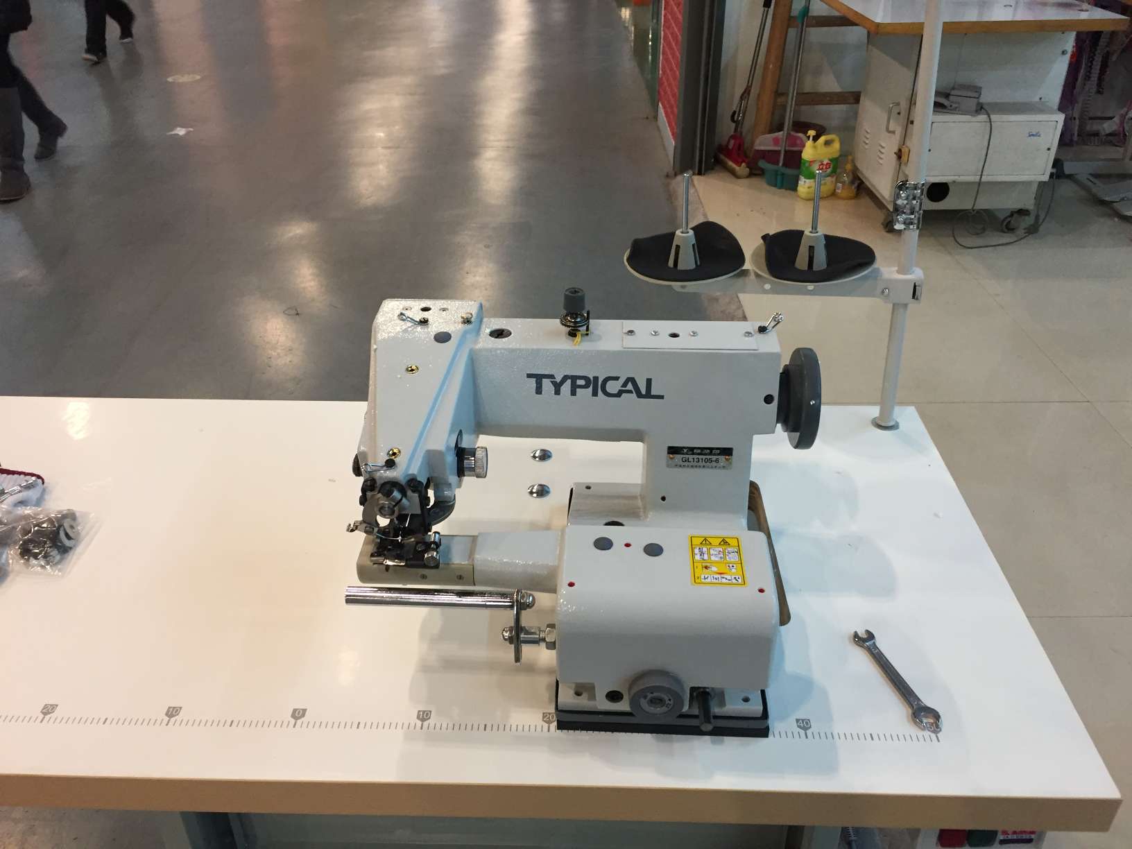 Standard edge lifting machine 13105-6