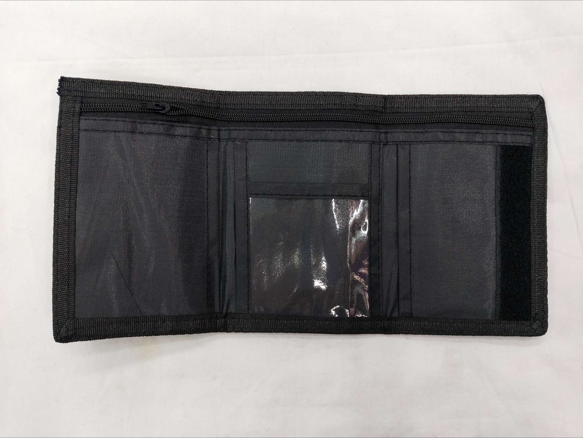 National flag embroidered wallet Application Scenario