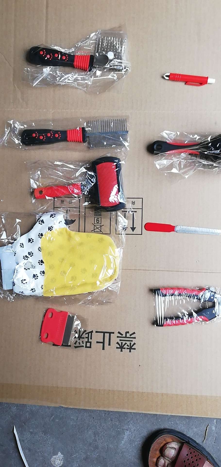 其他宠物周边用品实物图