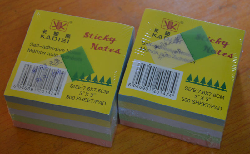 Manufacturer direct selling color glue 76*76 post-it notes can be customized thumbnail