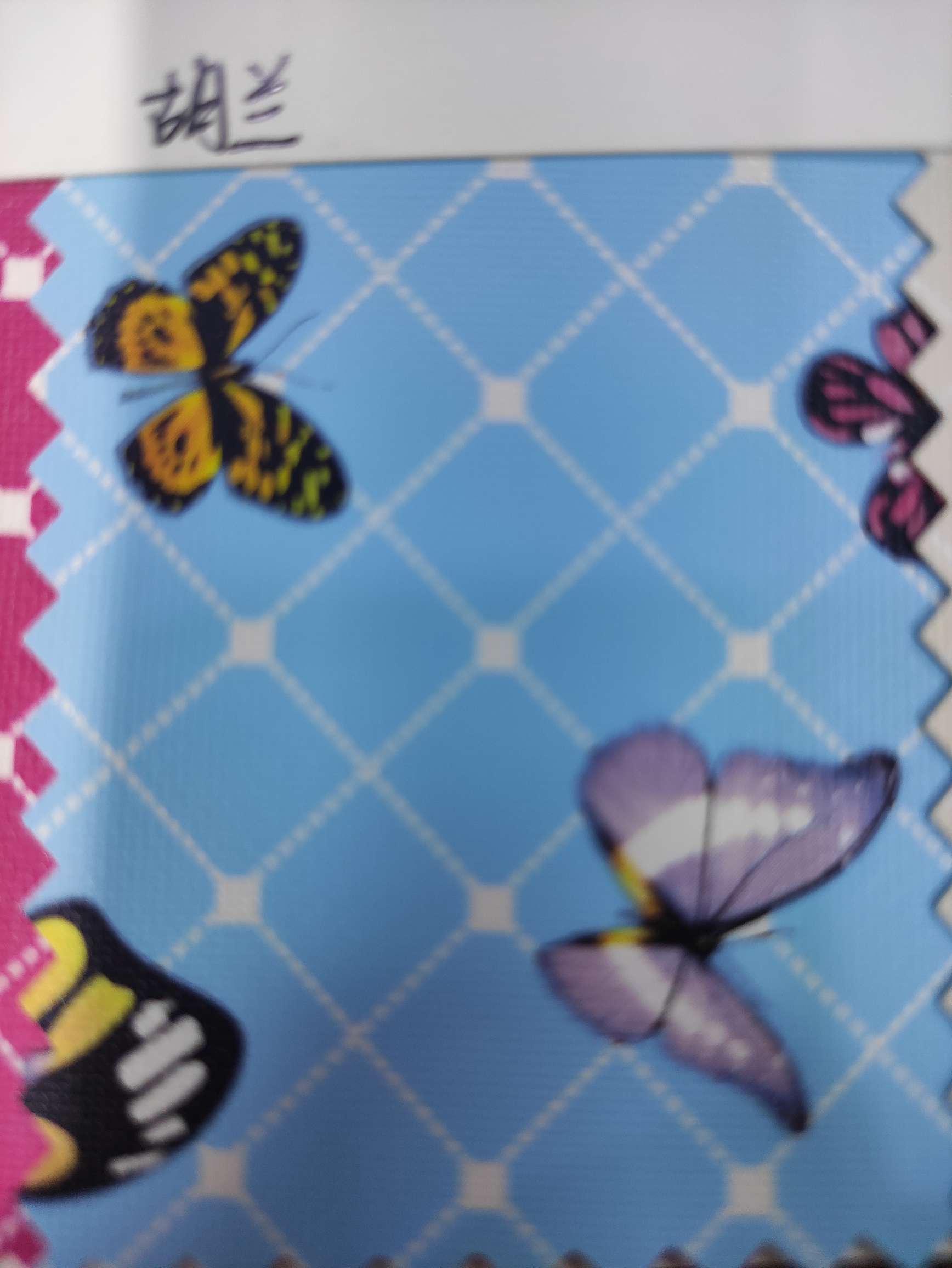 网纹蝴蝶大量现货高中低档皮革面料厂家直销热销新款产品图