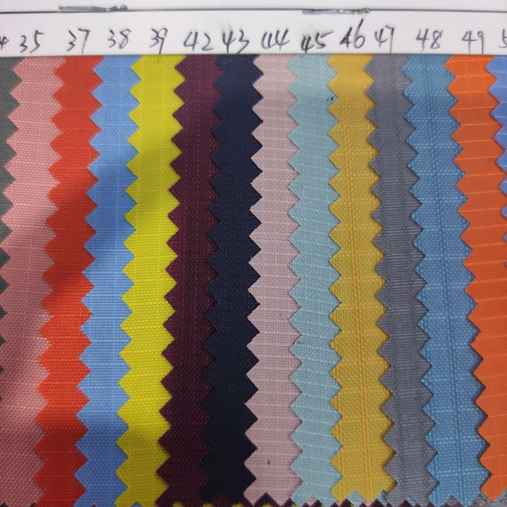 牛津布，质量上乘，耐用实用，不买你绝对会后悔！限时抢购，赠品送不停！011产品图