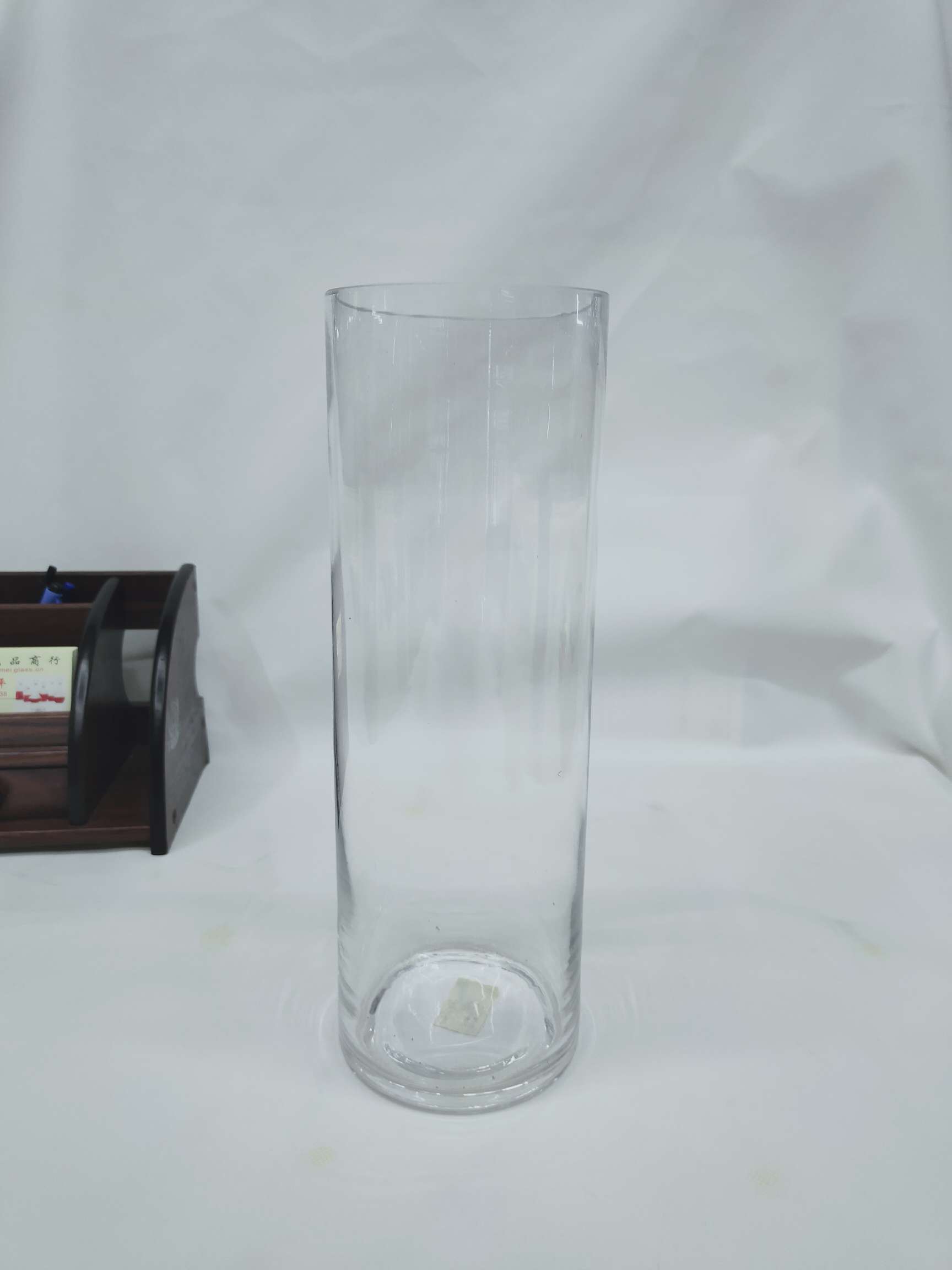 透明花瓶产品图