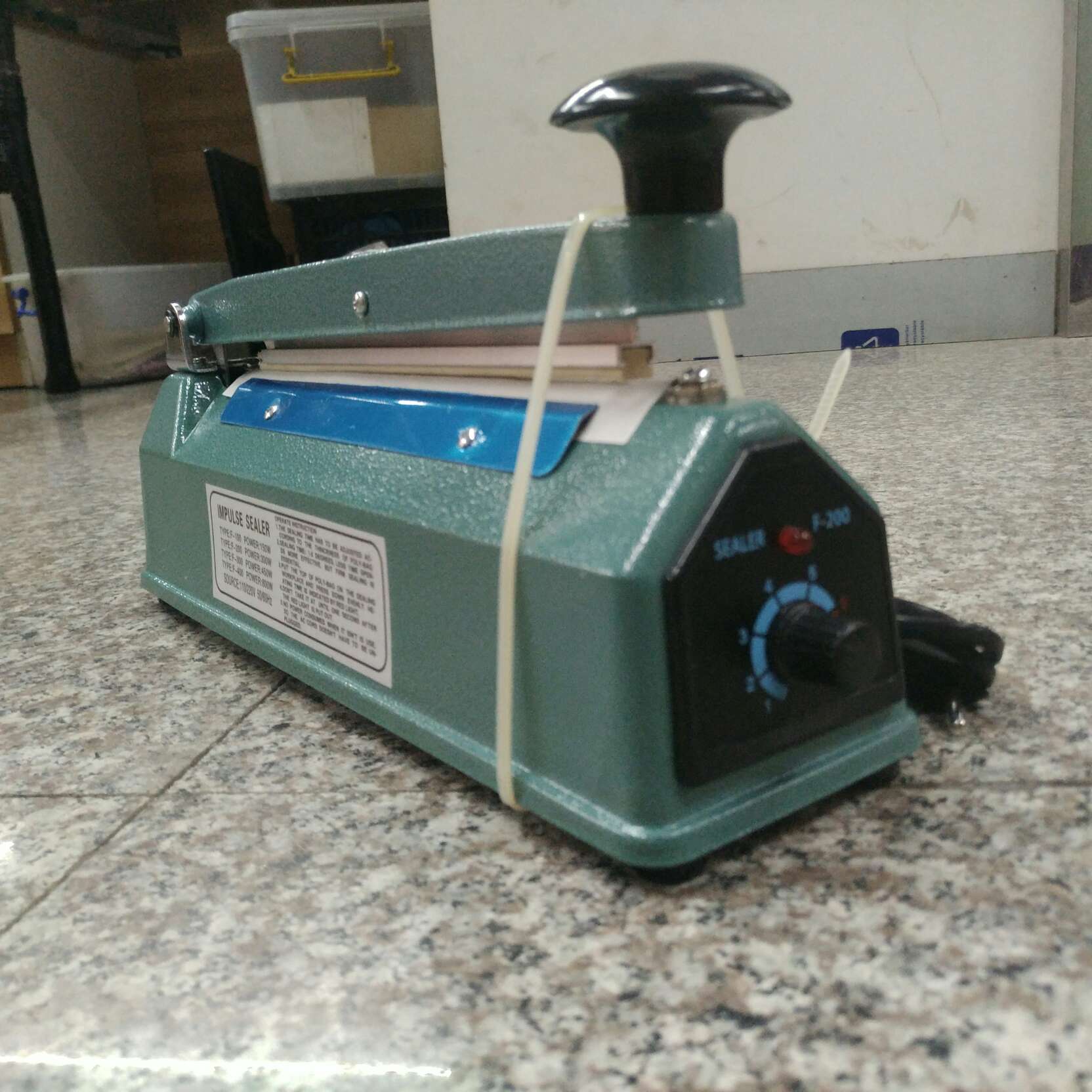 PFS-200 Plastic hand-press sealing machine Specification image