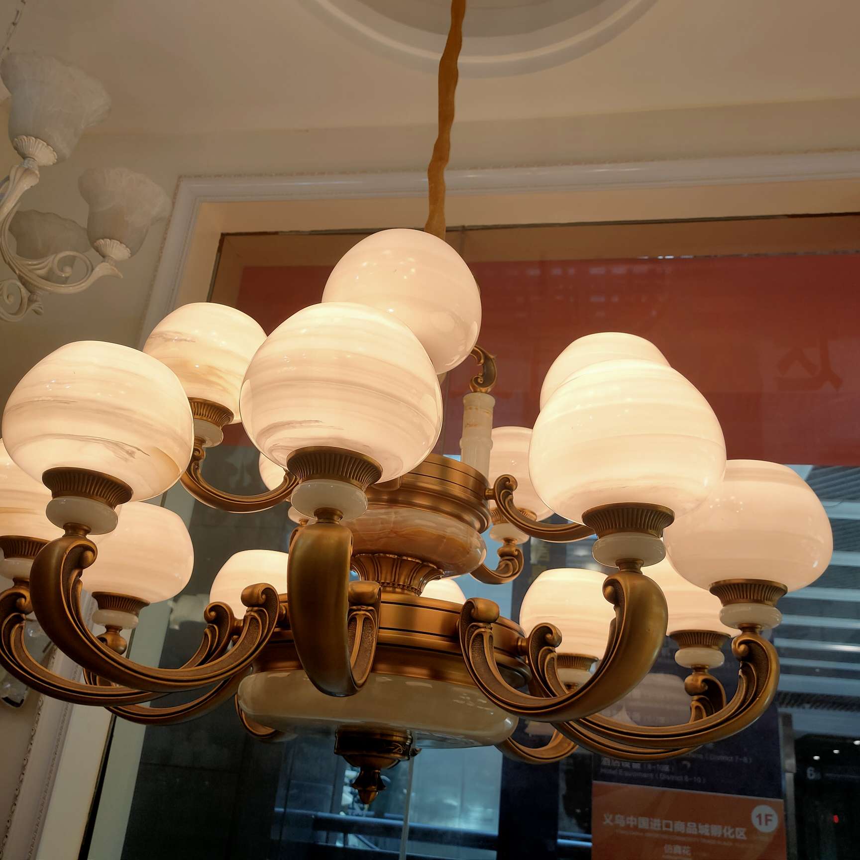 Nordic lighting fixtures, modern, simple and elegant style, clothing store bedroom magic bean chandelier, dining room Internet red light, home living room chandelier undefined