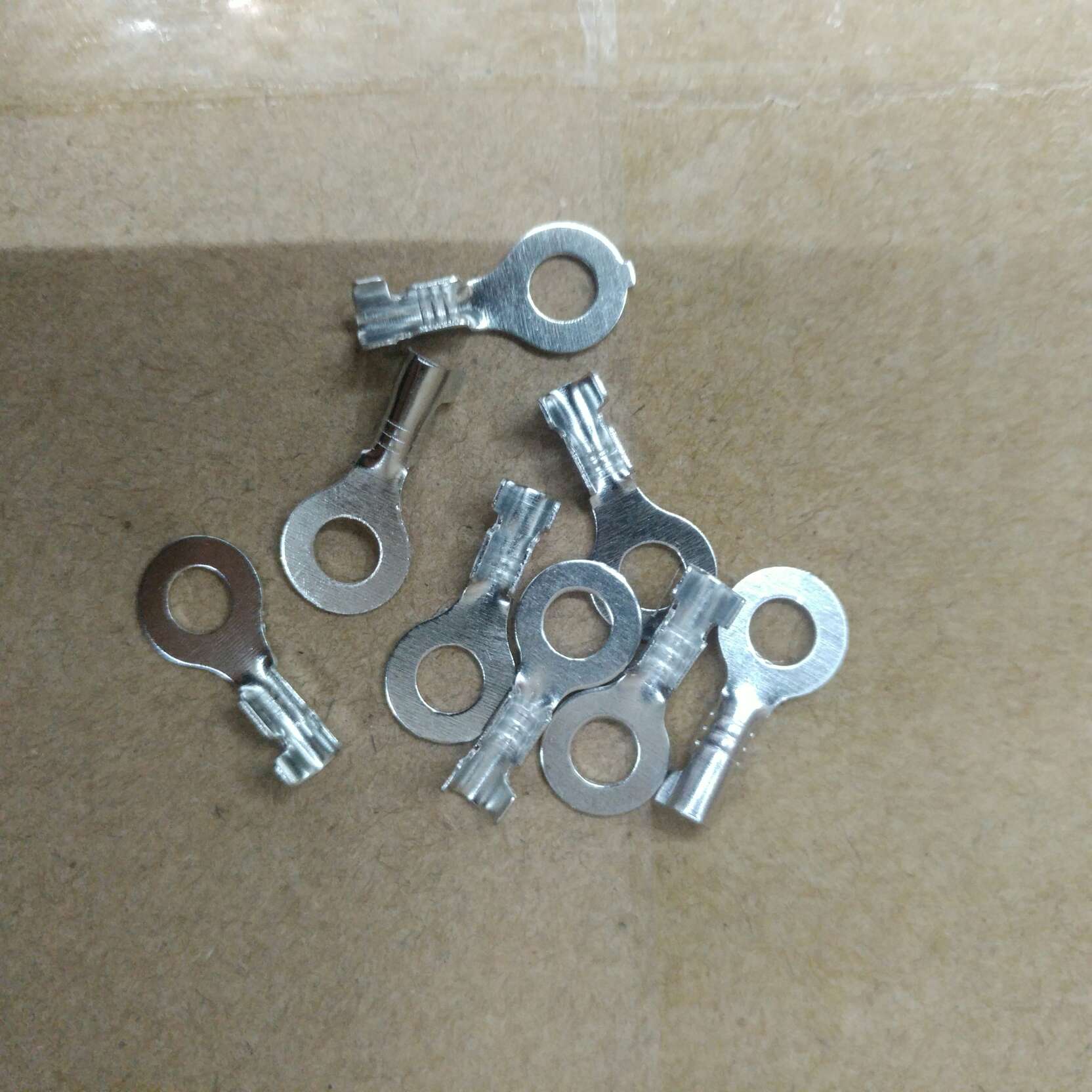 加热丝扣子产品图