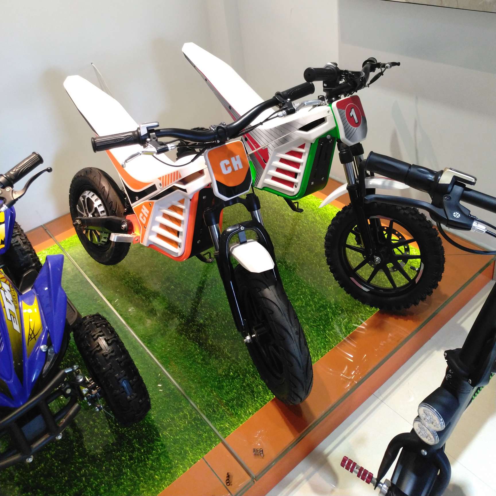 Cross-country motorcycle thumbnail