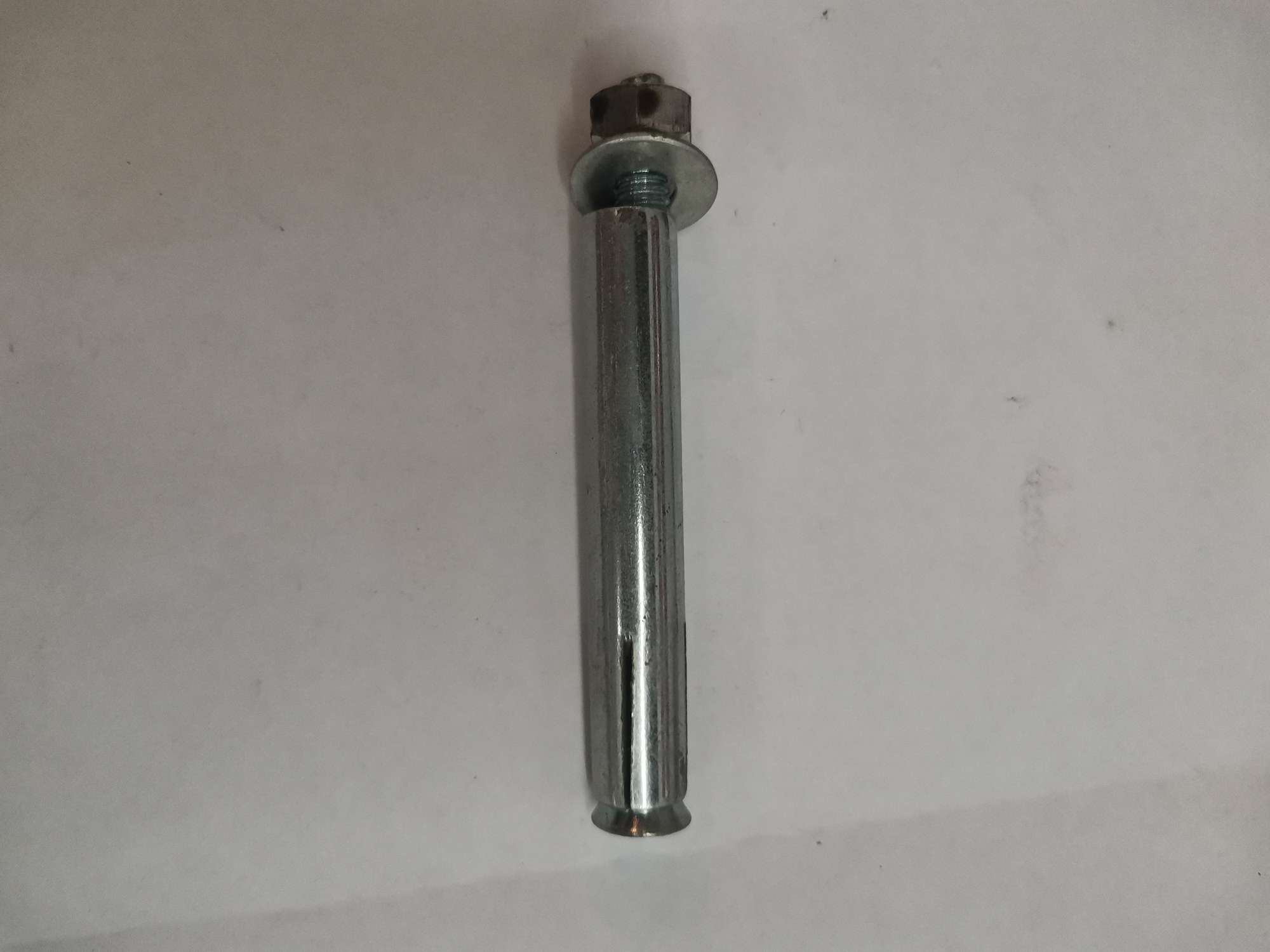 M8 expansion bolts are sold at a low profit margin but in large quantities. We operate with integrity and have excellent quality, earning high praise details Picture