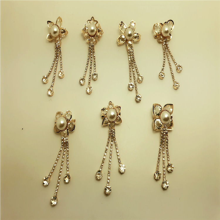 Handmade Custom Iron Sheet Flower Clip Zircon Brooch Anti-Slip Collar Pin Three-Dimensional Metal Pearl Pin Wholesale
