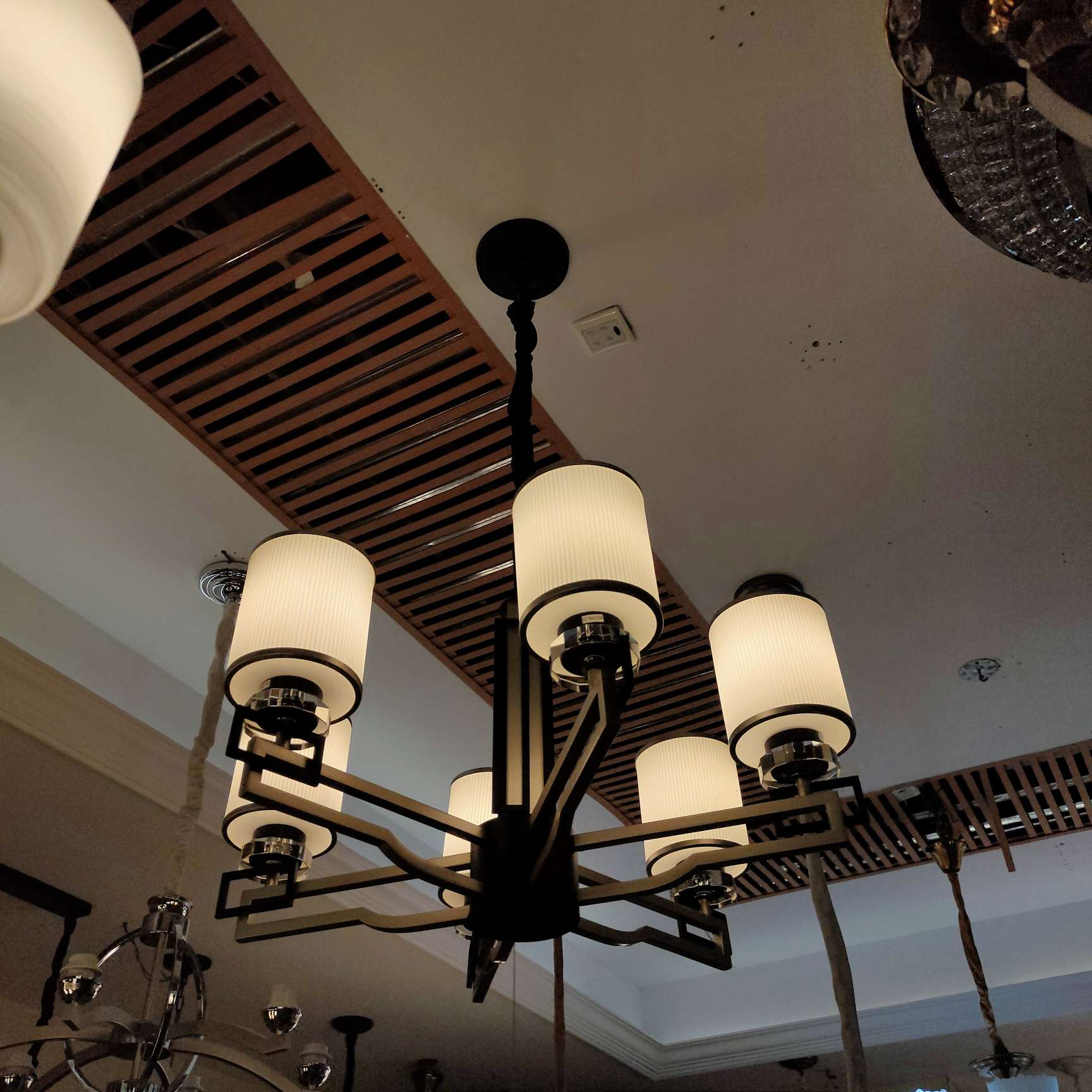 Nordic lighting, modern and simple style, clothing store bedroom, magic bean chandelier, dining room, Internet red light, home, living room, grand chandelier details Picture