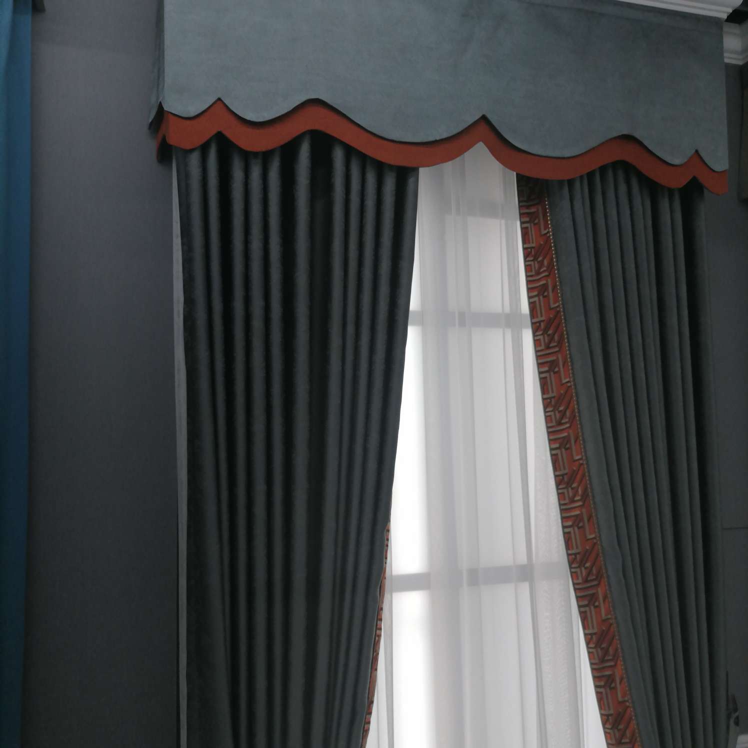 High-precision dark gray