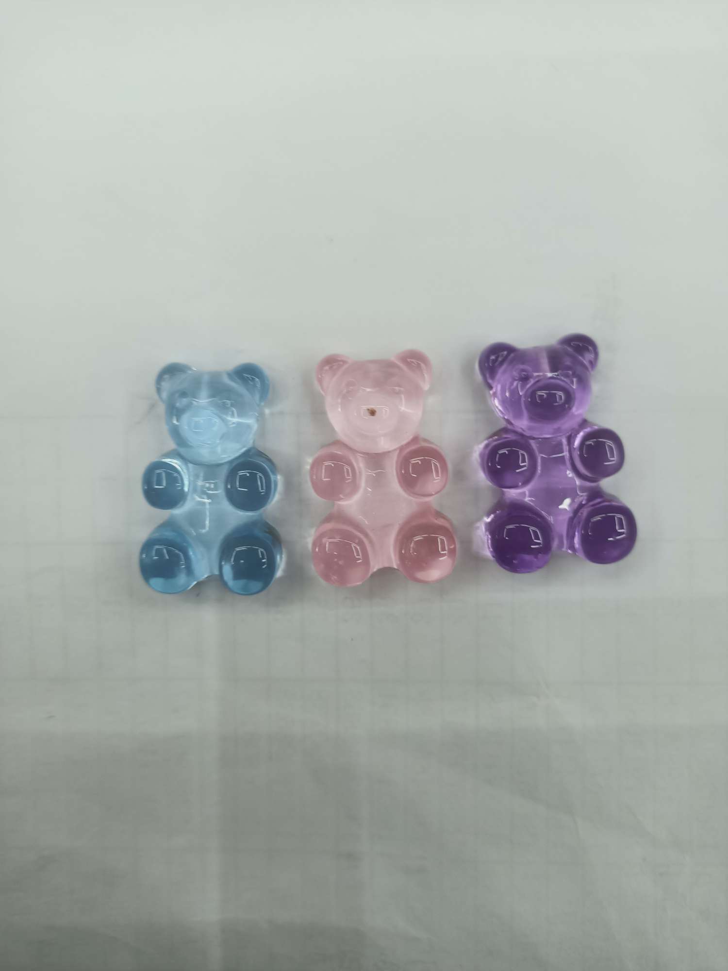 Colorful transparent bear bear resin accessories thumbnail
