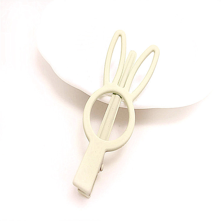 Factory Direct Sales 7Cm Rabbit Shape Duck Beak Clip Feel Rubber Paint Bangs Clip Children's Color Hair Clip details Picture