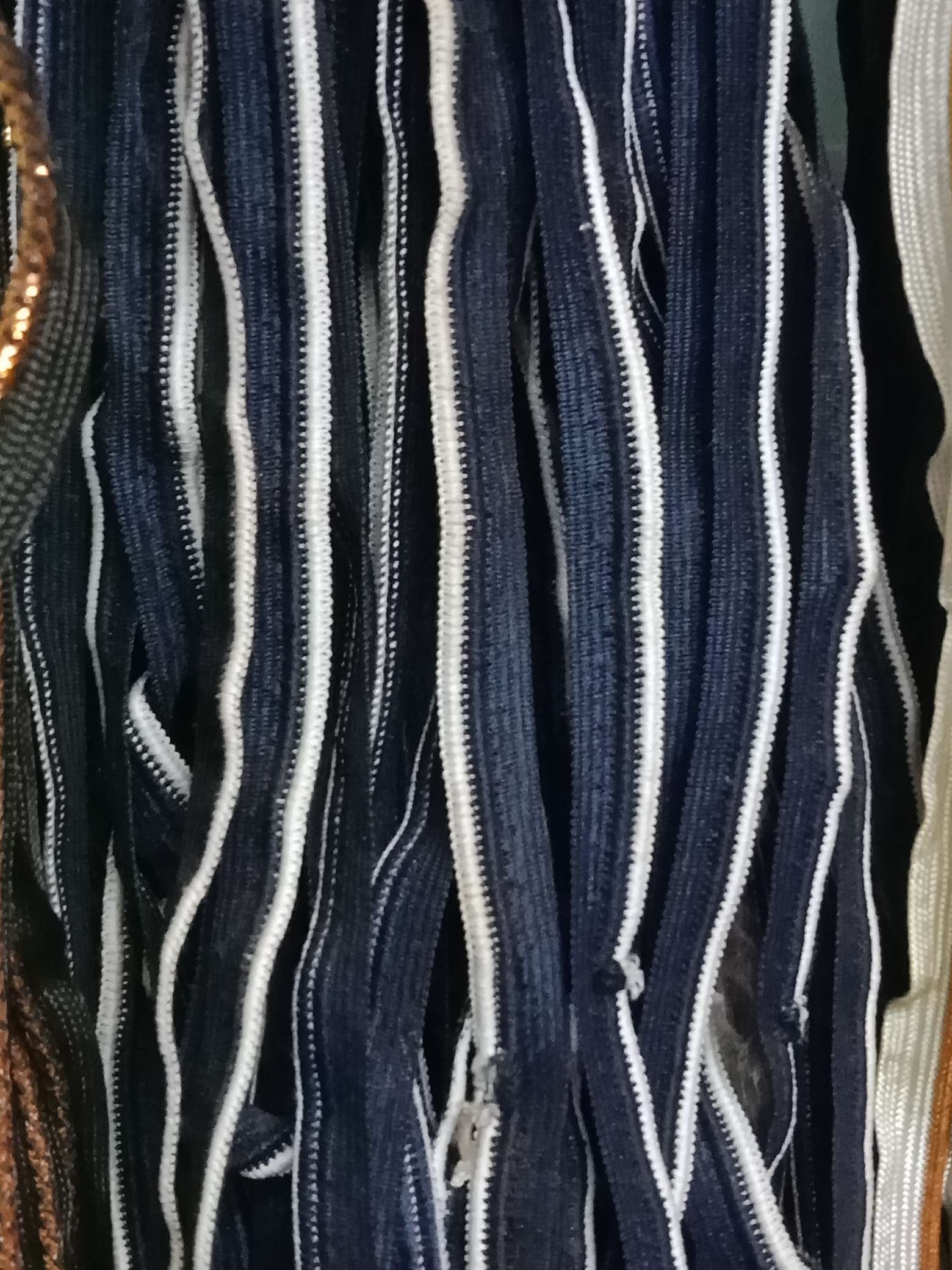 24 color closed zipper, invisible closed zipper, fabric edge nylon zipper in stock