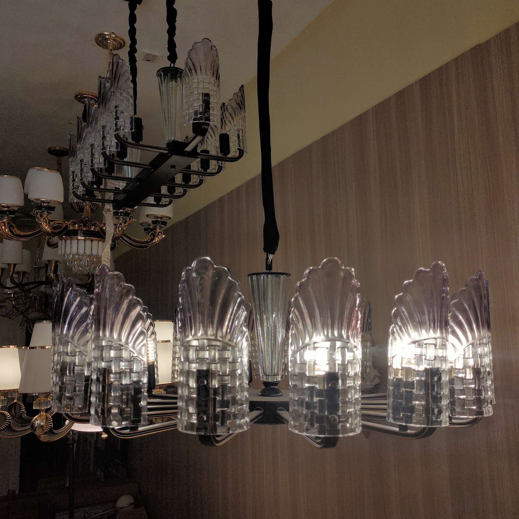 Nordic lighting fixtures, modern and simple style, clothing store bedroom magic bean chandelier, dining room trendy red light, grand home living room chandelier details Picture