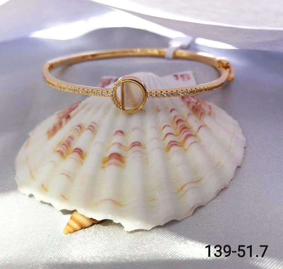 Copper micro-inlaid bracelet, jade bracelet, pure silver bracelet, sand gold bracelet, cat's eye bracelet, women's fashionable design details Picture