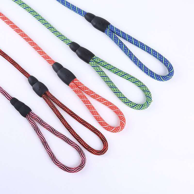 Direct sales and wholesale of multi-color pet leashes from the manufacturer details Picture