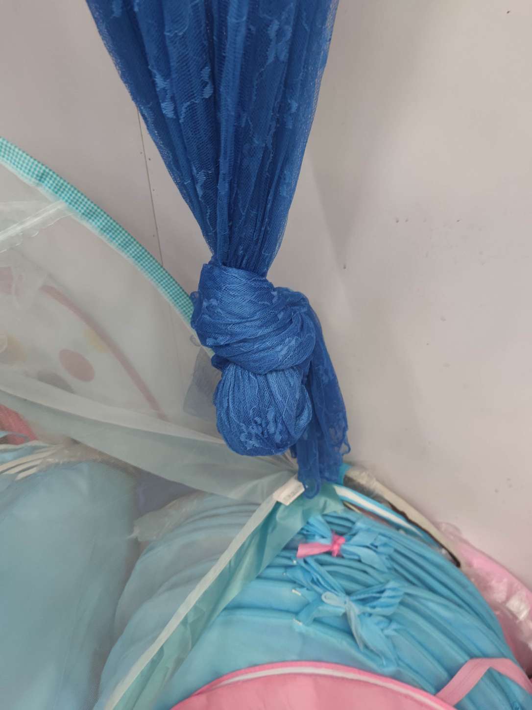 The Manufacturer's Outlet Manager Recommends Anti-Mosquito Blue Breathable Mosquito Net details Picture