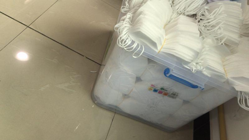 透明整理箱，彩色整理箱有大号小号，简约透明收纳箱详情图7