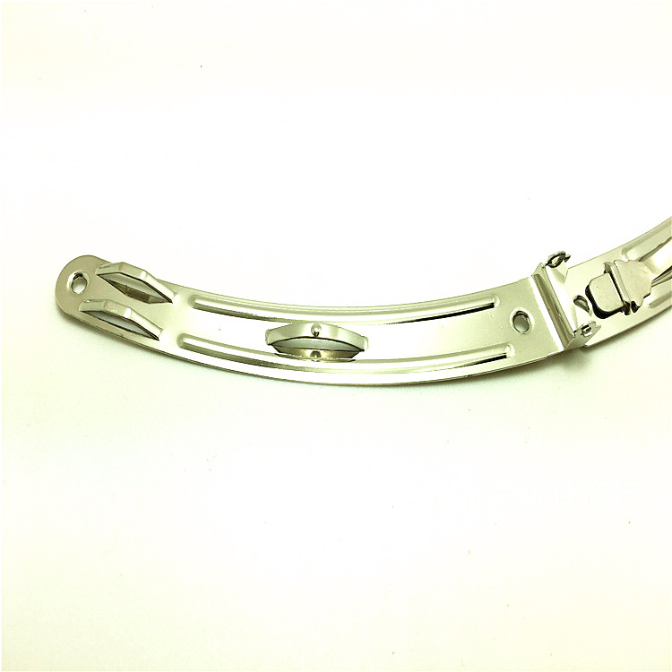 Factory Direct Sales Guangzhou 8/10 Cm Banana Clip Three Pieces Of Metal Hair Clip Hair Accessories Spring Clip Ponytail Buckle Application Scenario