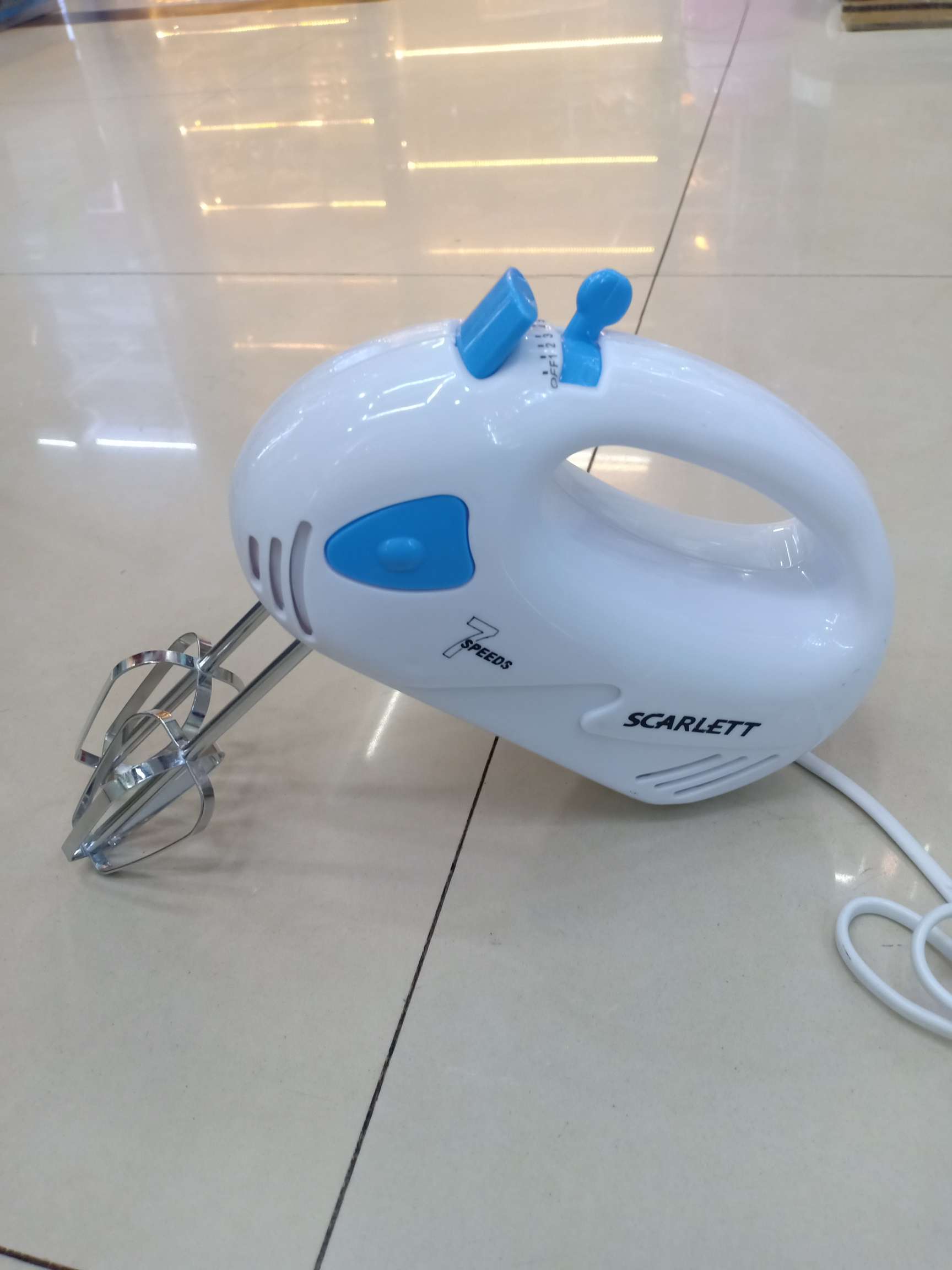 Handheld egg beater, high-power egg beater, multi-functional egg beater, dough mixing and baking stirrer