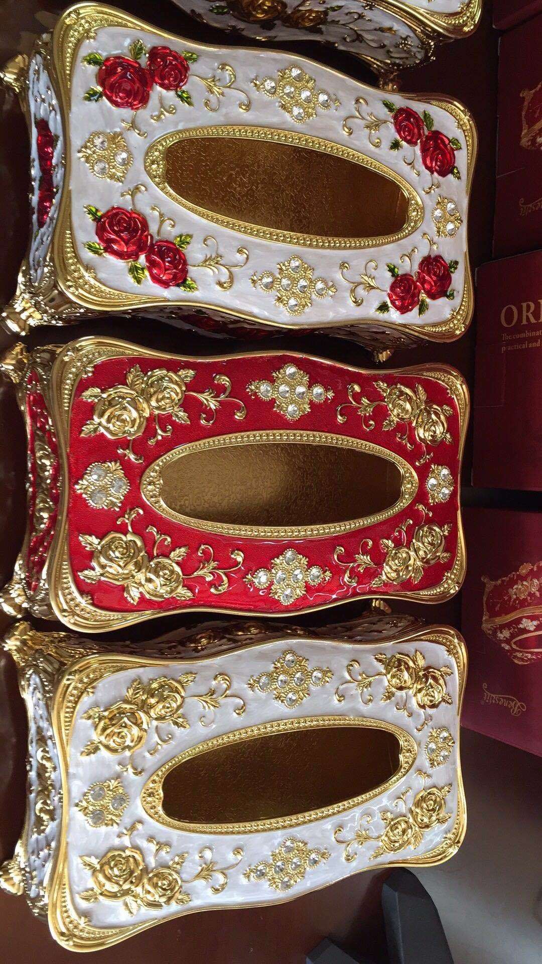 纸巾盒