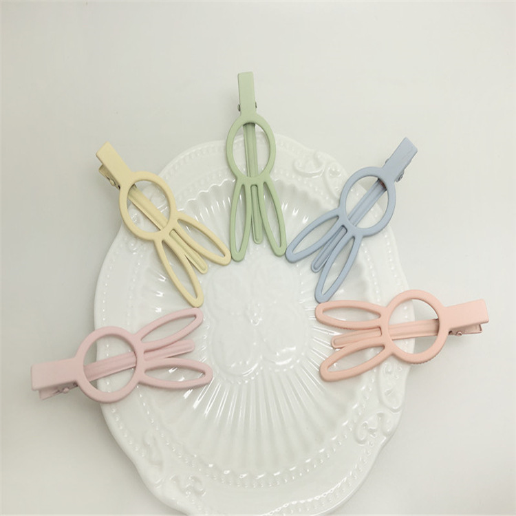 Factory Direct Sales 7Cm Rabbit Shape Duck Beak Clip Feel Rubber Paint Bangs Clip Children's Color Hair Clip Item Picture