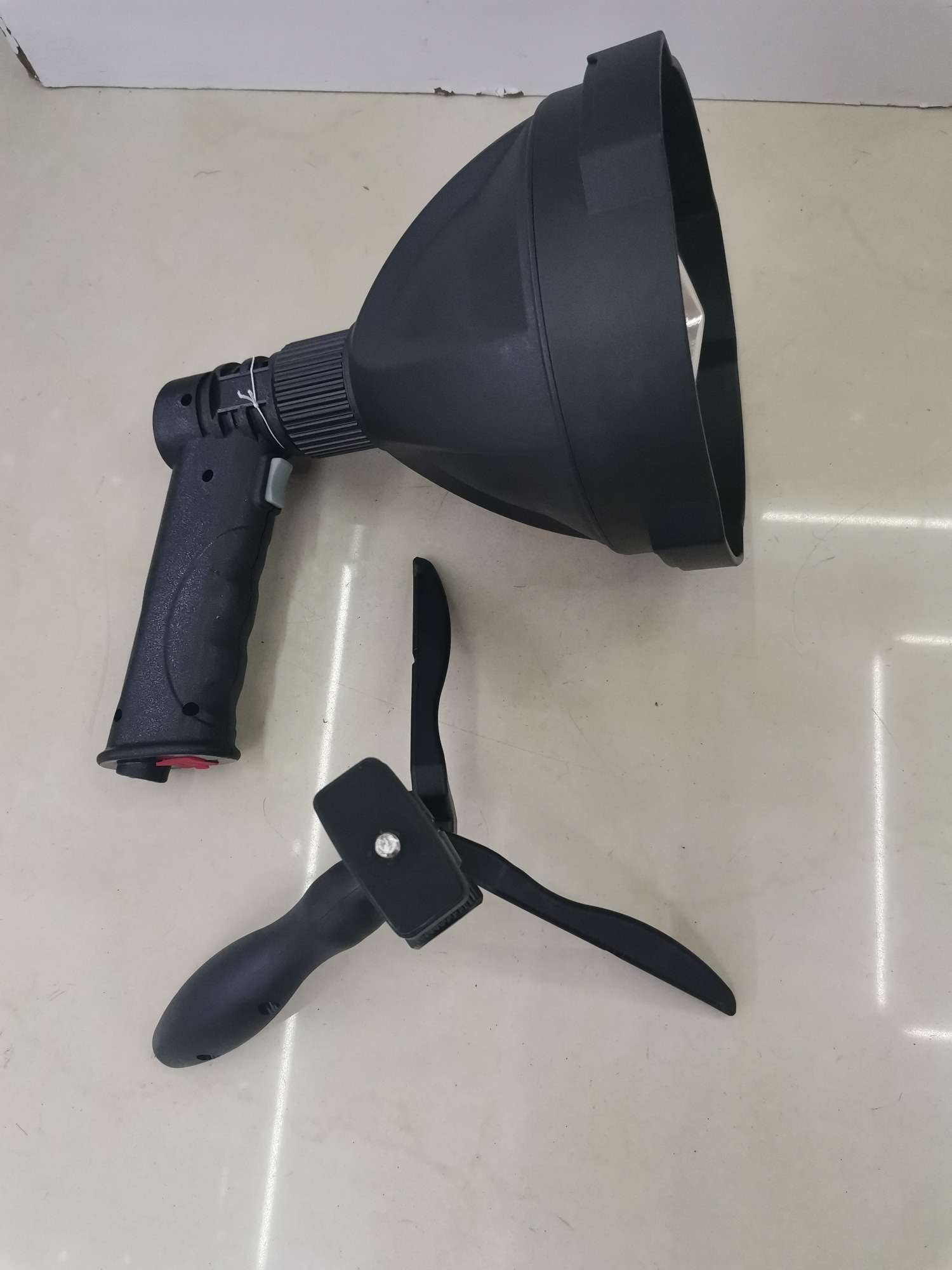 三脚立式充电宝功能三档超强光远射探照灯详情图7