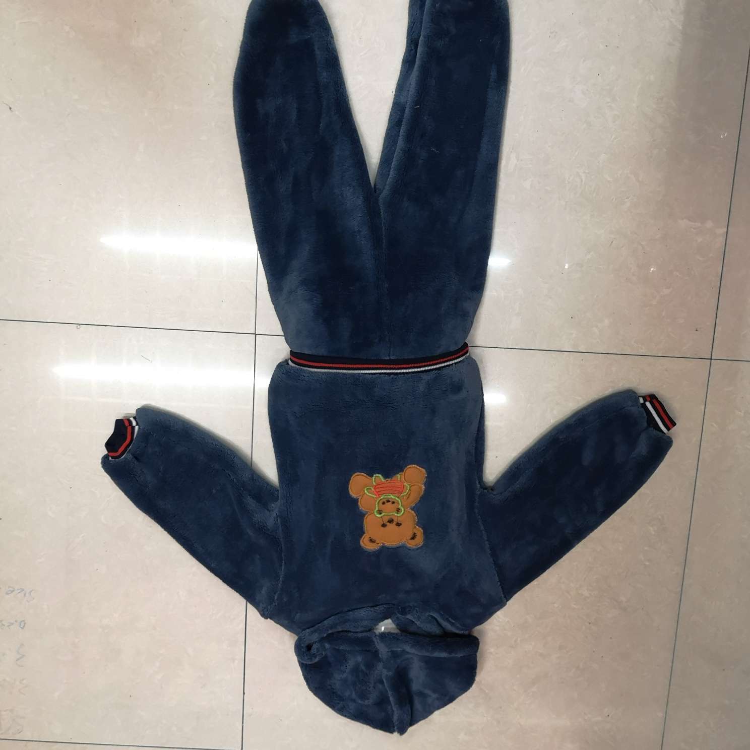 秋冬款保暖衣小熊套装