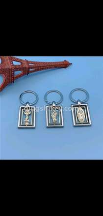 Square revolving key chain