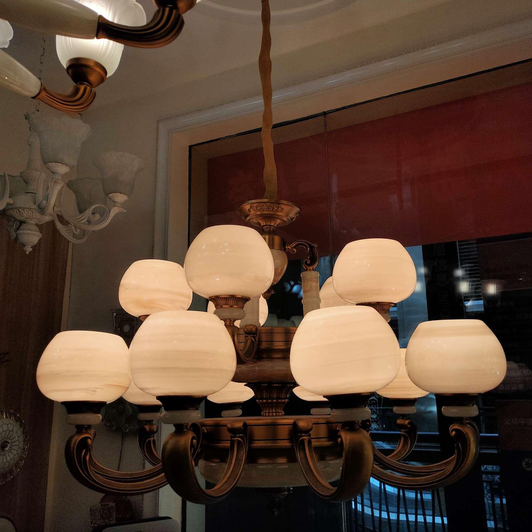Nordic lighting fixtures, modern, simple and elegant style, clothing store bedroom magic bean chandelier, dining room Internet red light, home living room chandelier undefined