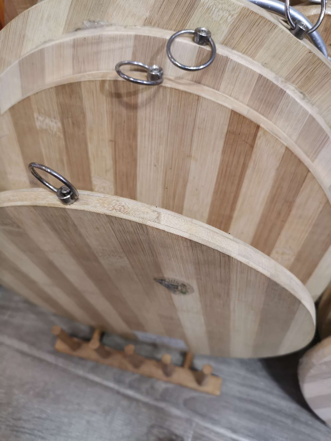 Bamboo cutting board, fruit cutting board, round striped cutting board, natural carbonized cutting board Application Scenario