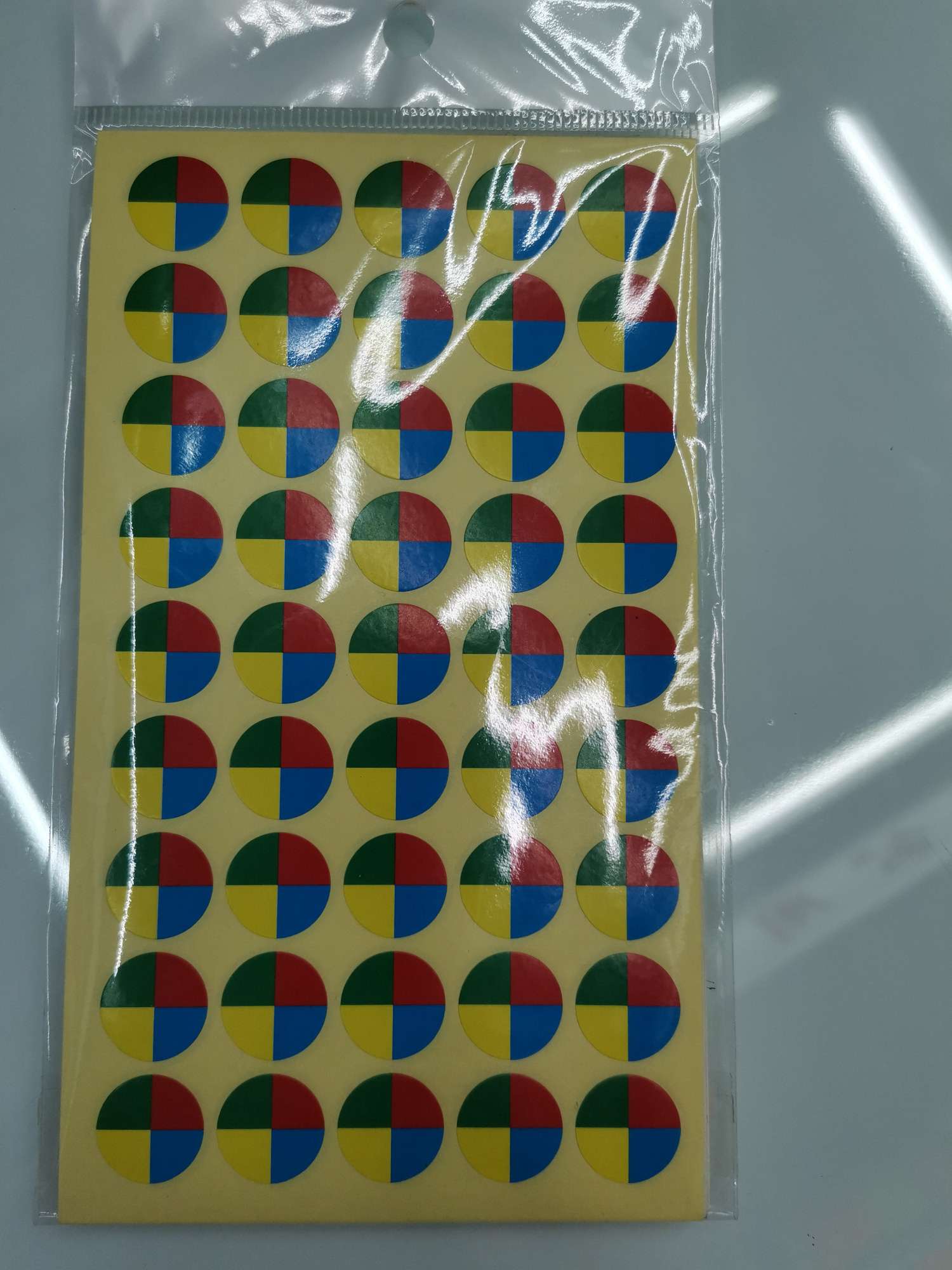 Four colored label thumbnail